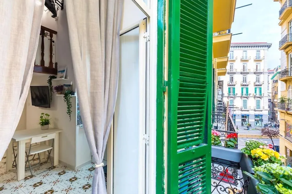 Lägenhet Nel Cuore Di Napoli